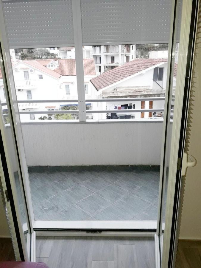 Stan Una Budva Bagian luar foto