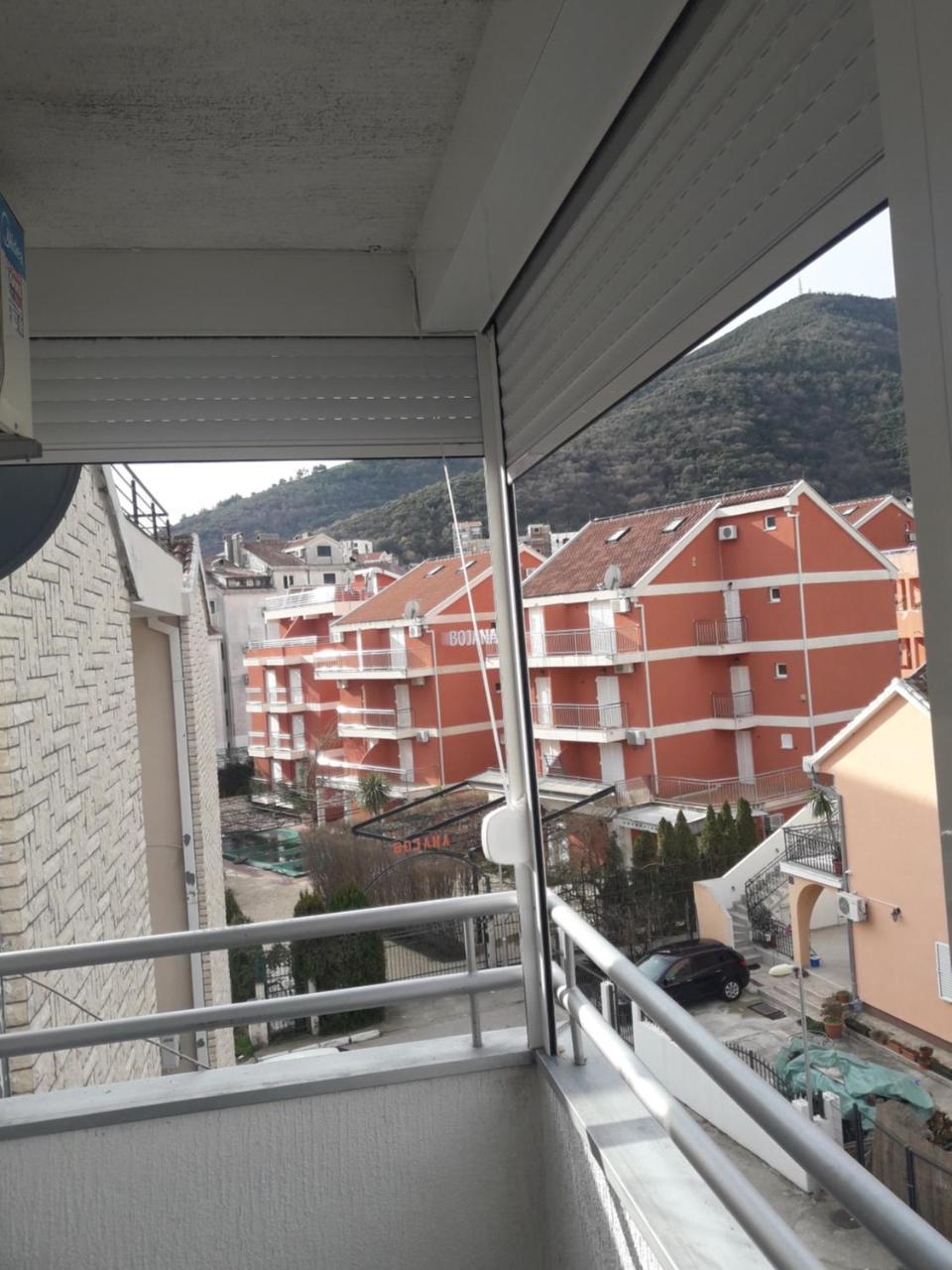 Stan Una Budva Bagian luar foto